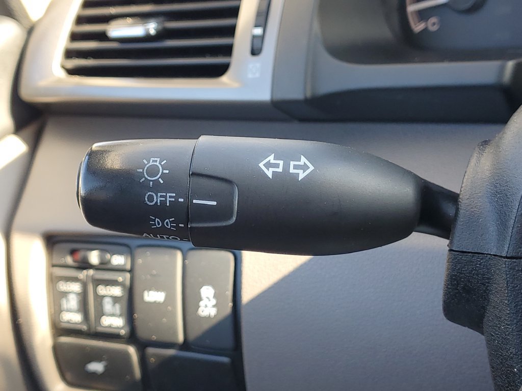 Used 2014 Honda Odyssey EX-L image 19