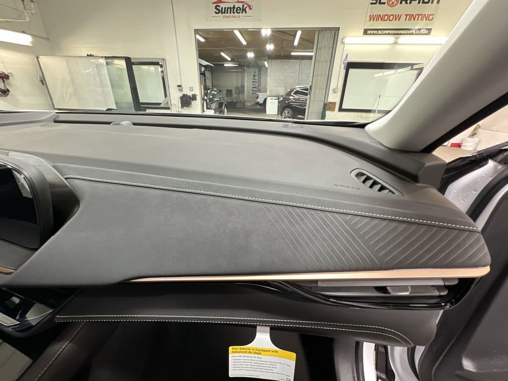 New 2025 Buick Envision Sport Touring image 30