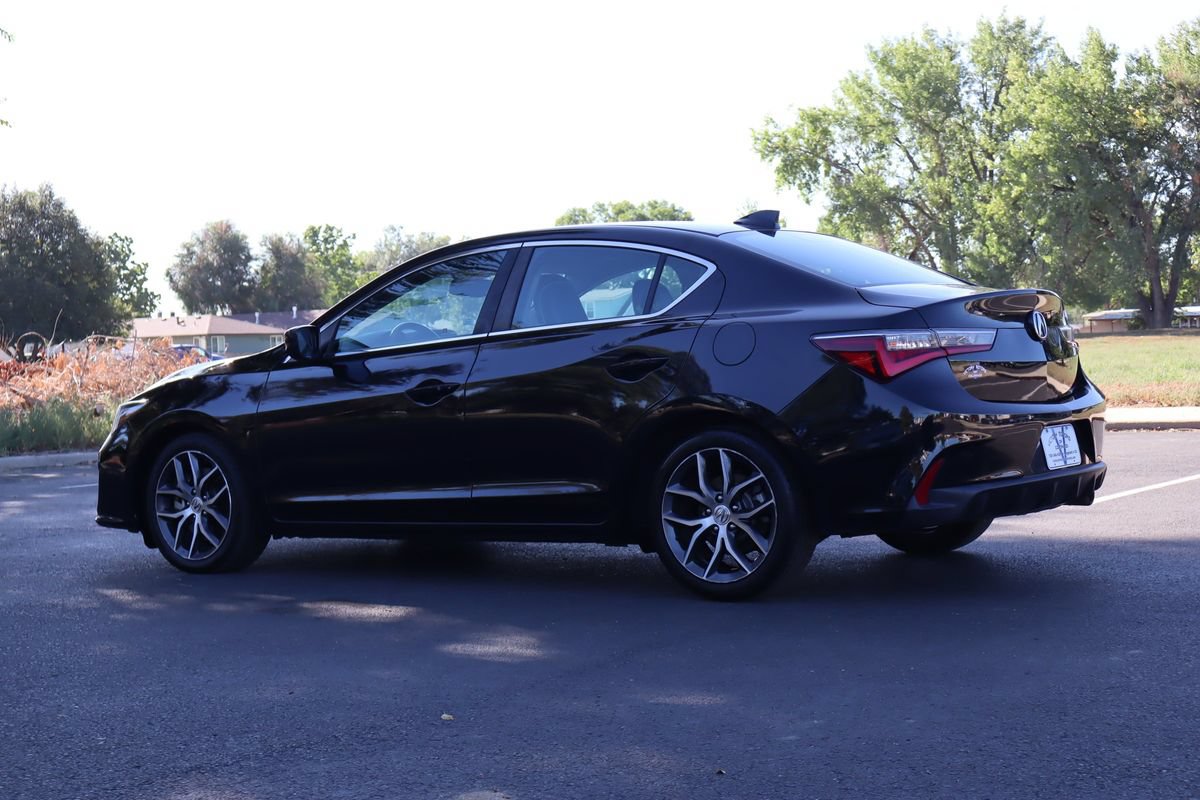 Used 2020 Acura ILX w/ Premium Package FWD image 7