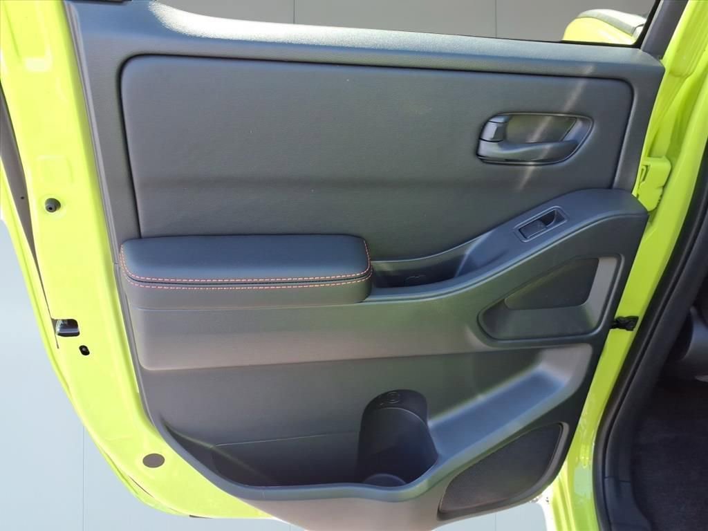 New 2026 Nissan Frontier PRO-4X w/ Pro-4x Convenience Package image 24