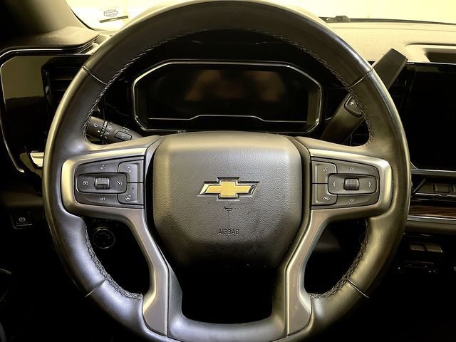 Used 2023 Chevrolet Silverado 1500 LT image 19