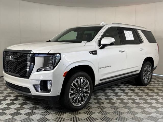 Used 2023 GMC Yukon Denali Ultimate AWD/4WD image 2