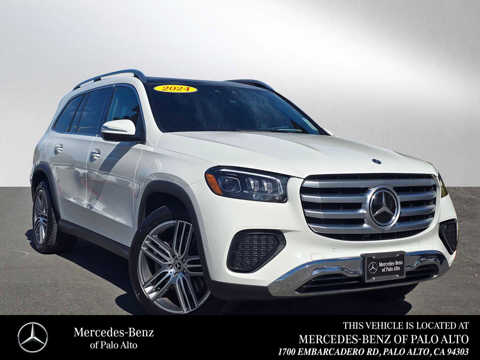 Used 2024 Mercedes-Benz GLS 450 4MATIC image 1