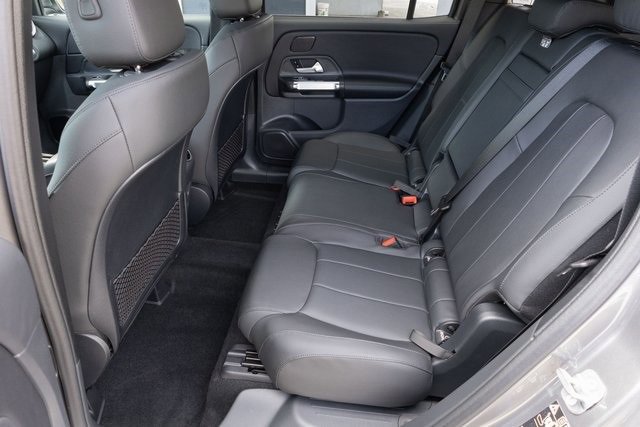Certified 2025 Mercedes-Benz GLB 250 4MATIC image 17