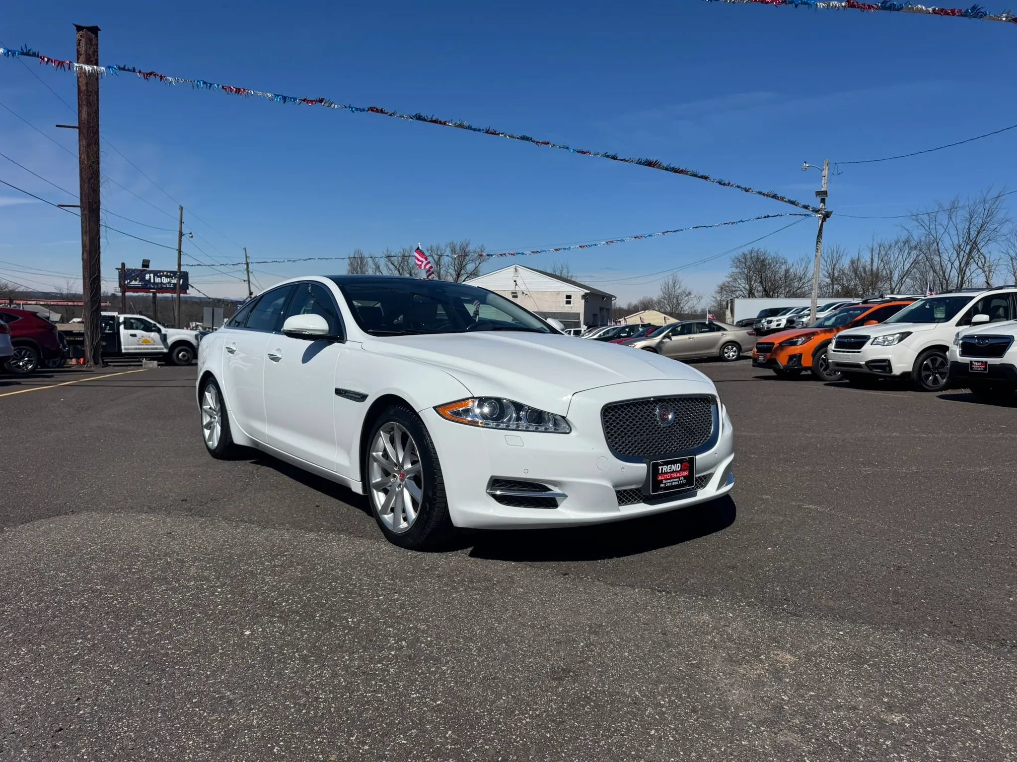 Used 2015 Jaguar XJ RWD image 7