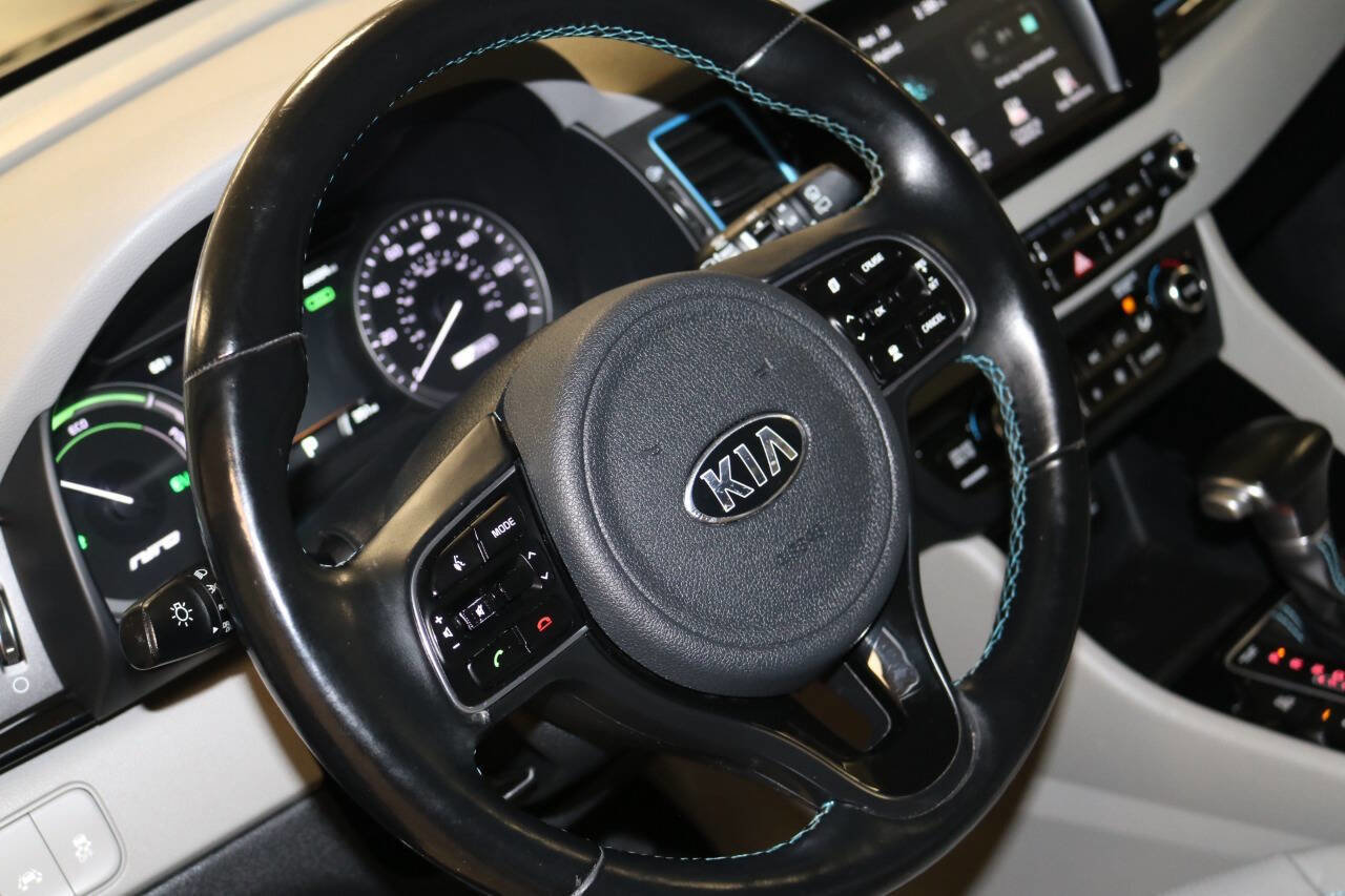 Used 2018 Kia Niro EX Premium image 65
