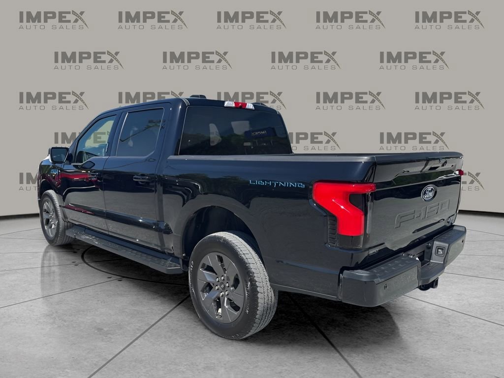 Used 2024 Ford F150 Lightning Flash AWD/4WD image 3