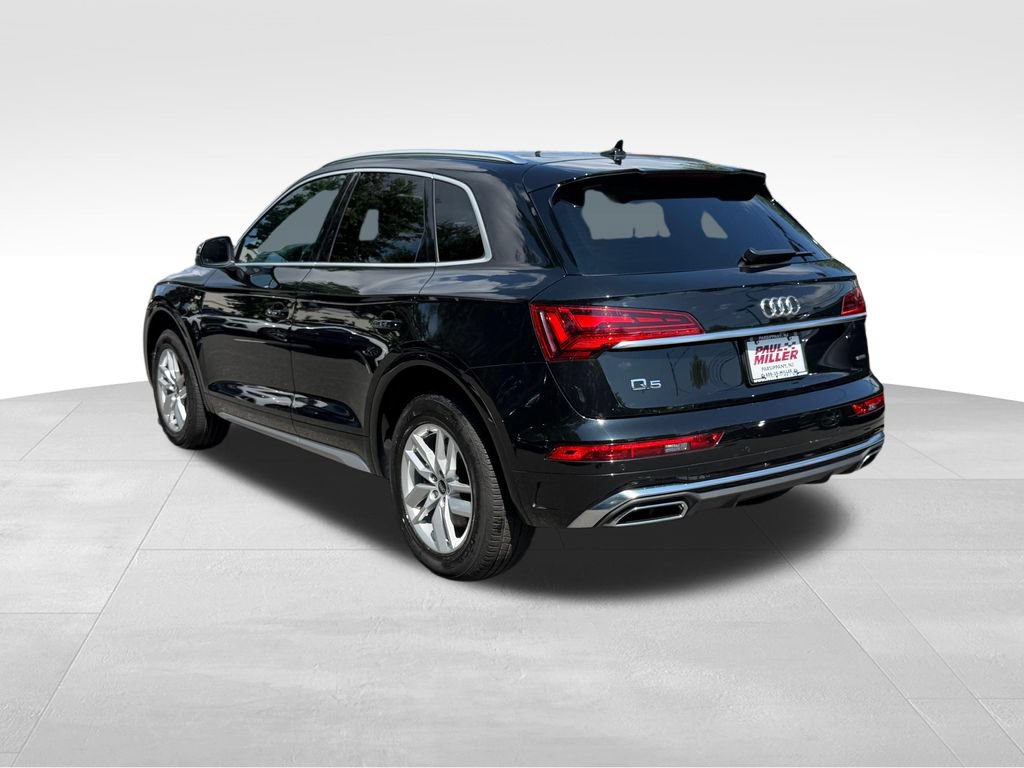 Used 2023 Audi Q5 2.0T Premium w/ Convenience Package AWD/4WD image 5