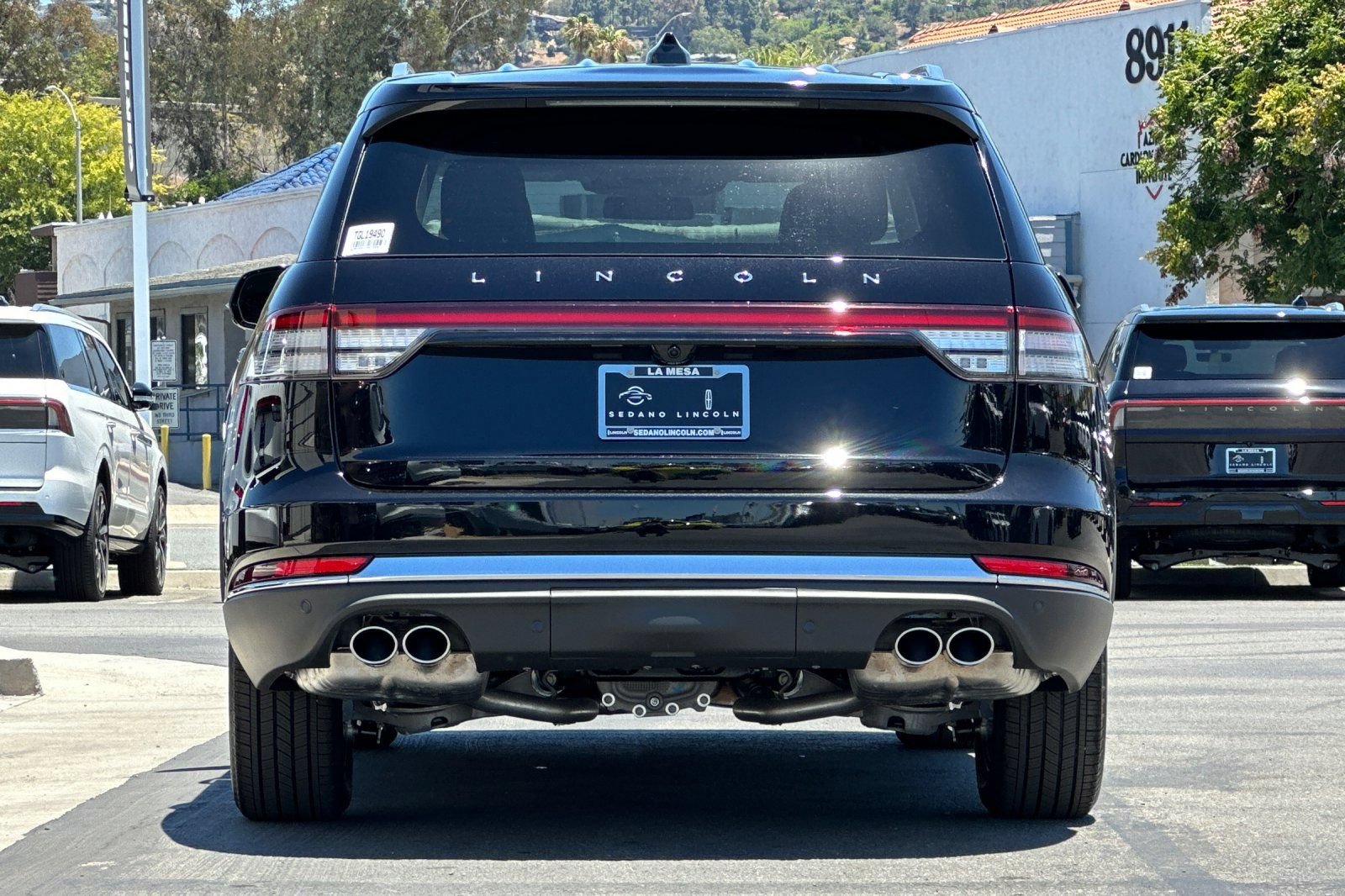 New 2026 Lincoln Aviator AWD image 4