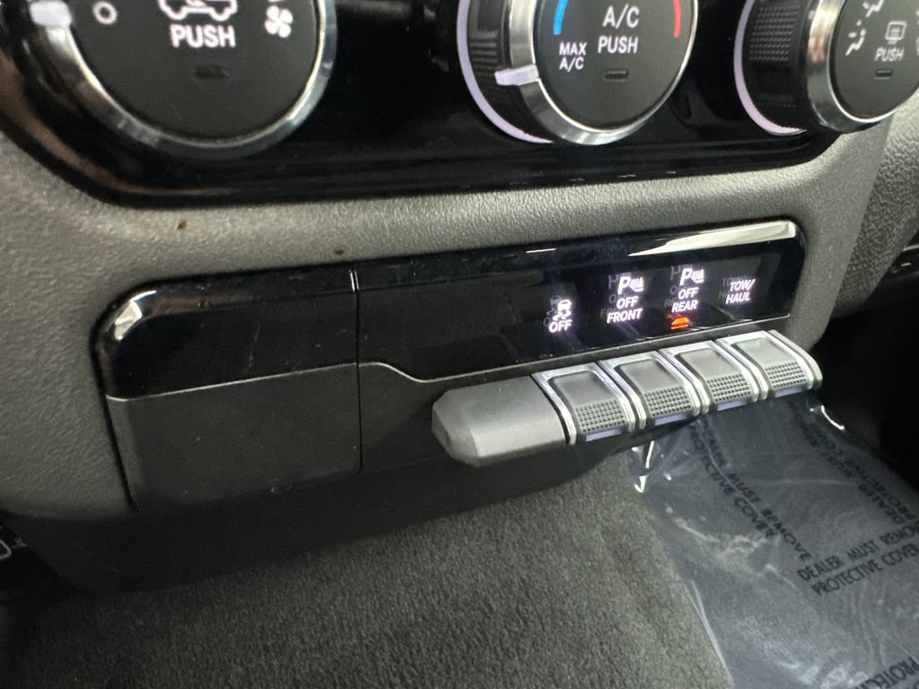 Used 2025 RAM 1500 Big Horn RWD image 70