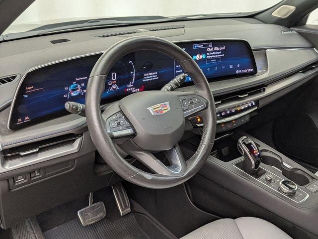 Certified 2024 Cadillac XT4 Sport AWD/4WD image 9