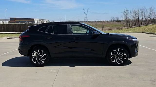 New 2026 Chevrolet Trax RS FWD image 9