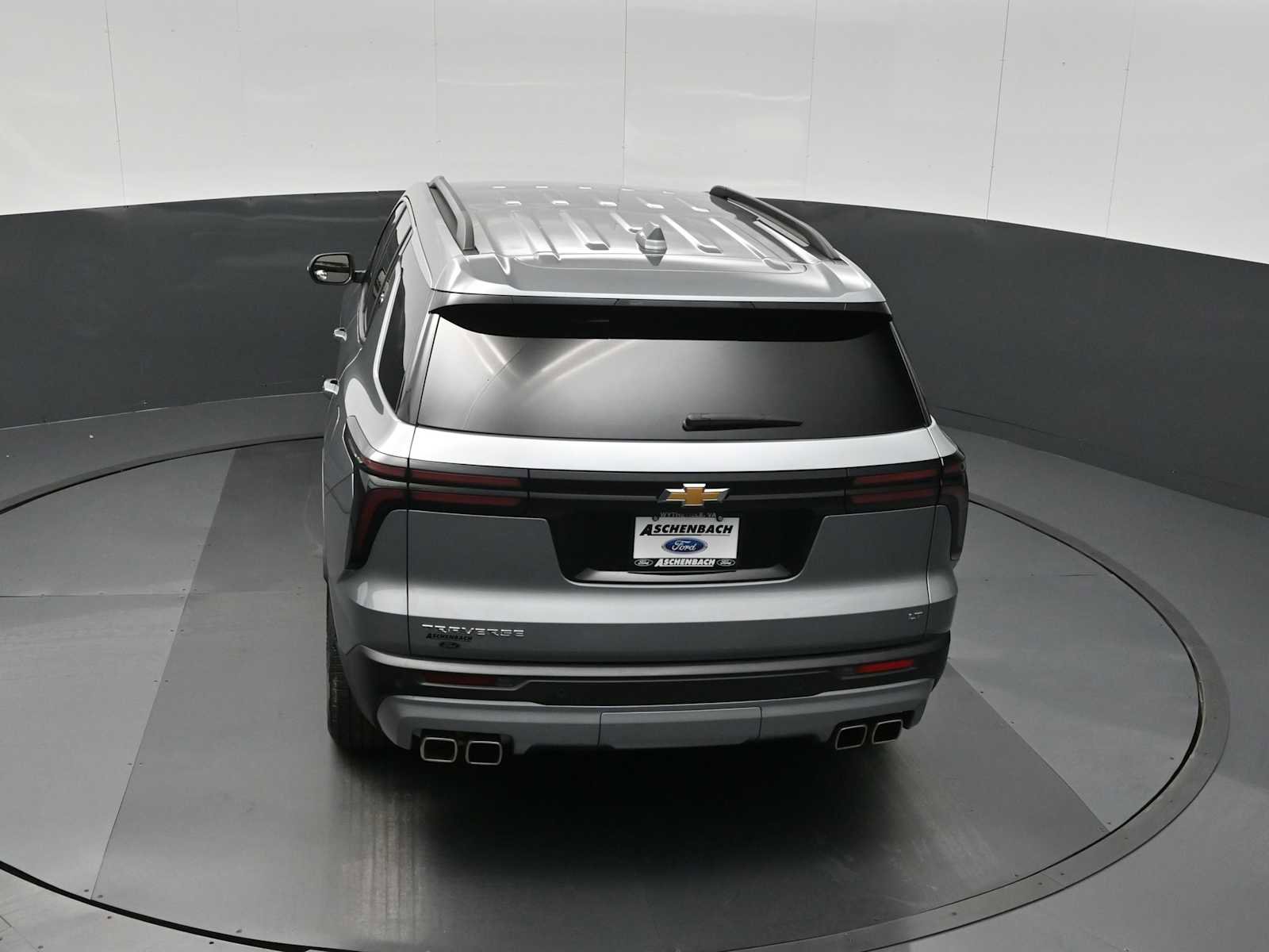 Used 2024 Chevrolet Traverse LT image 23