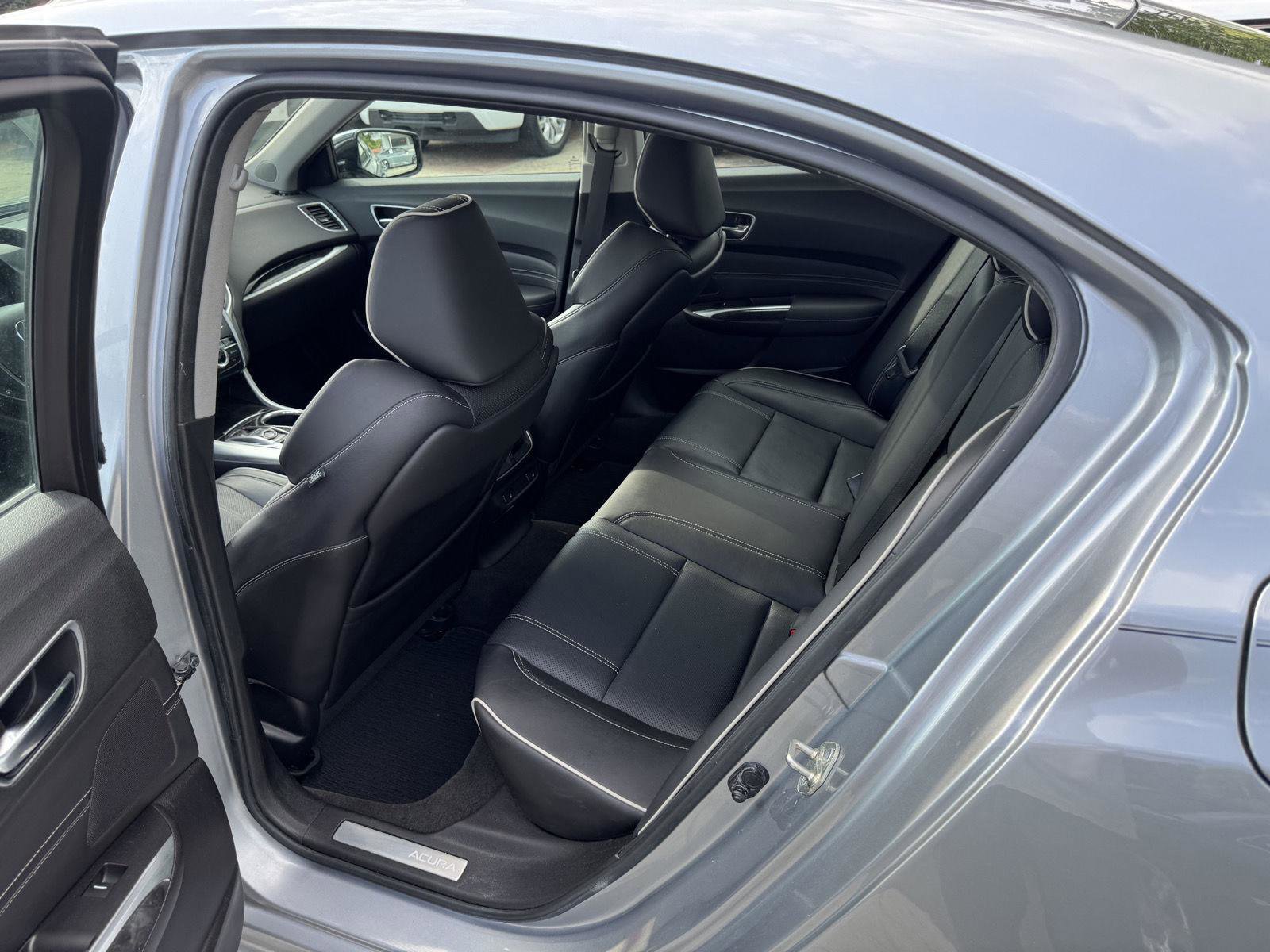 Used 2018 Acura TLX V6 w/ Advance Package FWD image 7