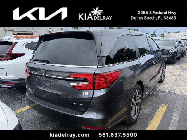 Used 2021 Honda Odyssey Touring image 2
