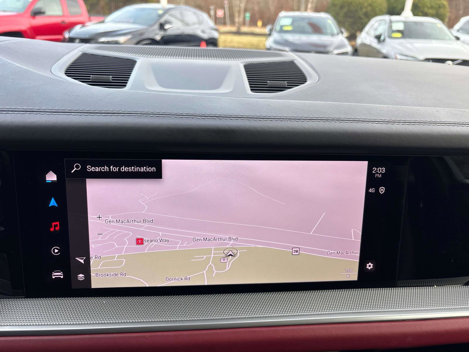 Used 2024 Porsche Cayenne image 18