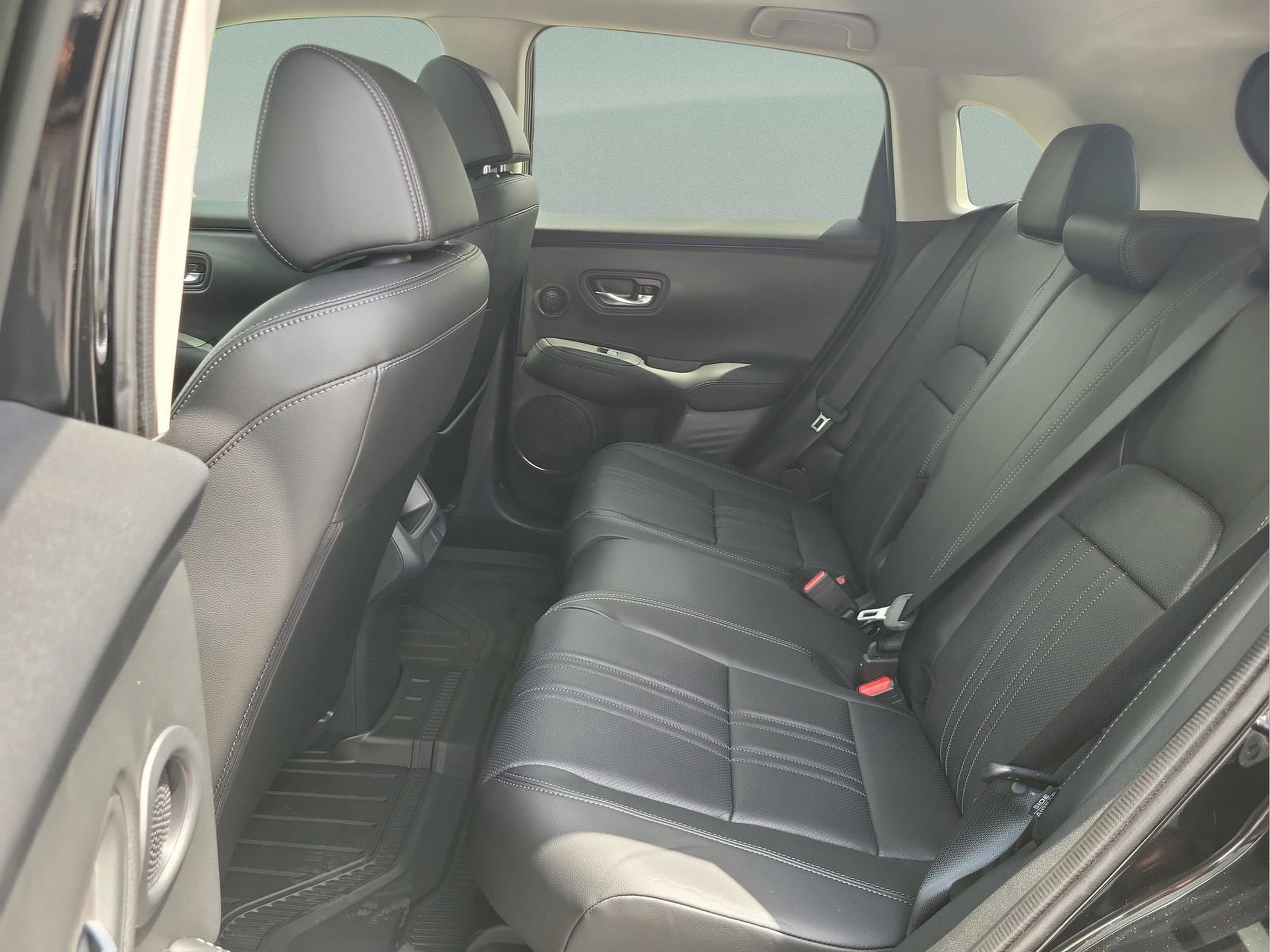 Certified 2026 Honda HR-V EX-L image 26