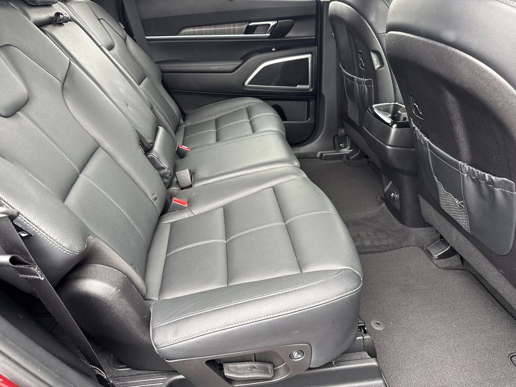 Used 2023 Kia Telluride EX image 15