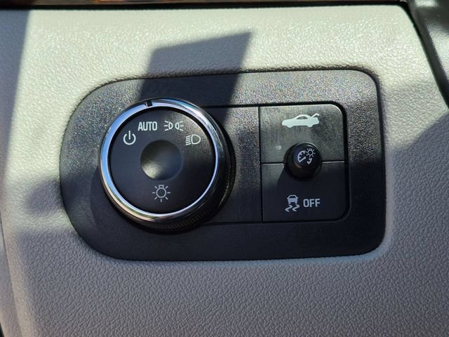 Used 2013 Chevrolet Impala LT FWD image 14