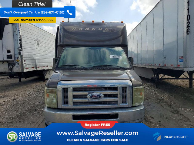 Used 2011 Ford E-450 and Econoline 450 Super Duty w/ Motorhome Prep Pkg RWD image 12