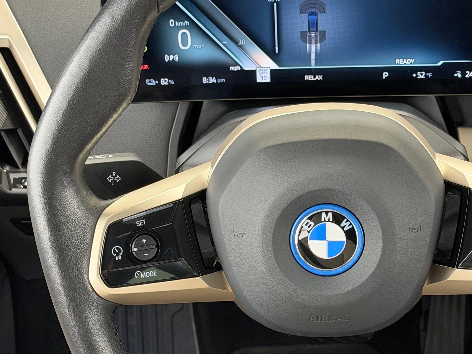 Used 2023 BMW iX xDrive50 w/ Premium Package AWD/4WD image 11