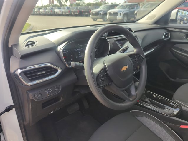 Used 2023 Chevrolet TrailBlazer LT image 11