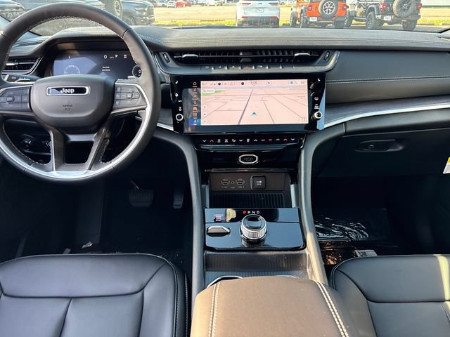 New 2027 Jeep Grand Cherokee Limited AWD/4WD image 10