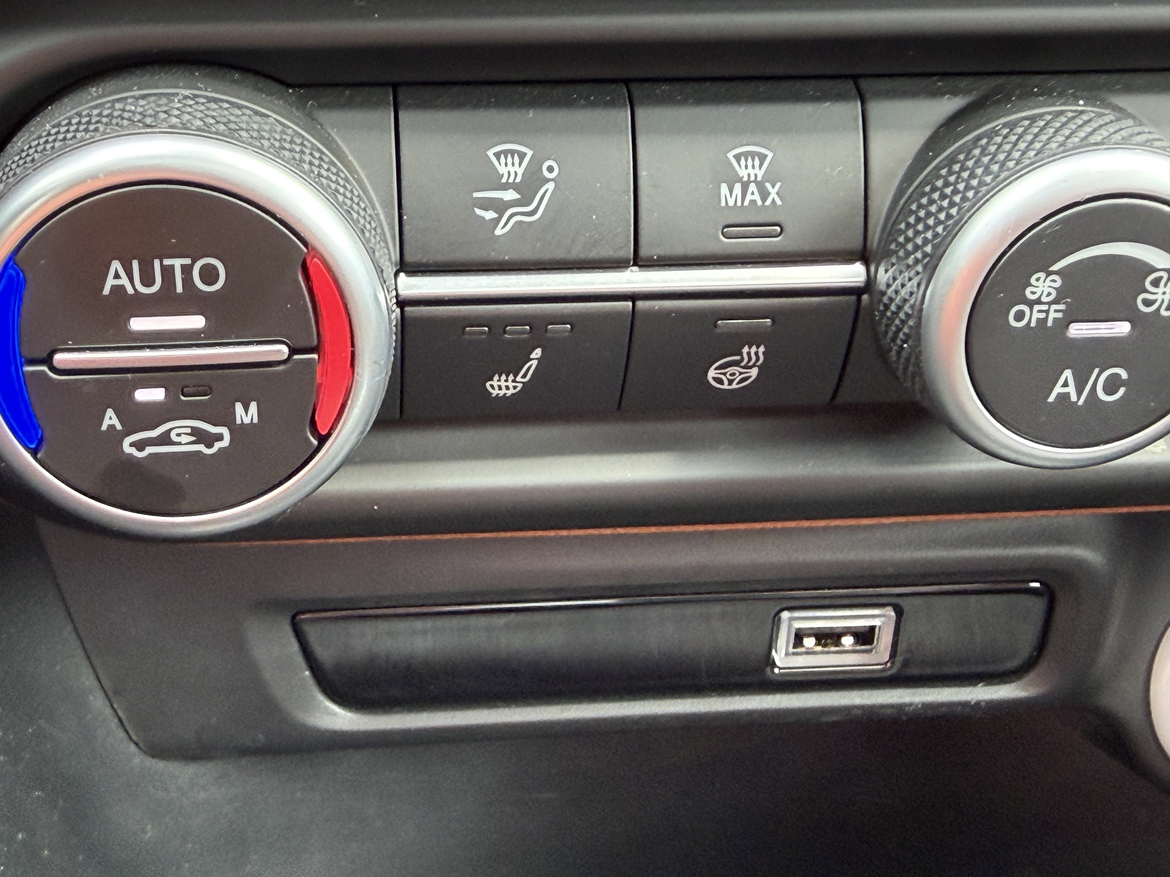 Used 2021 Alfa Romeo Giulia Ti w/ Active Assist 2 Package TI image 26