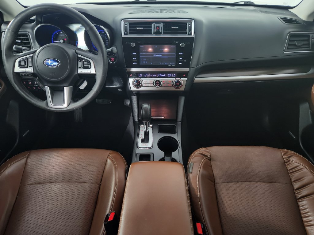 Used 2017 Subaru Outback 2.5i Touring w/ Popular Package #5A AWD/4WD image 20