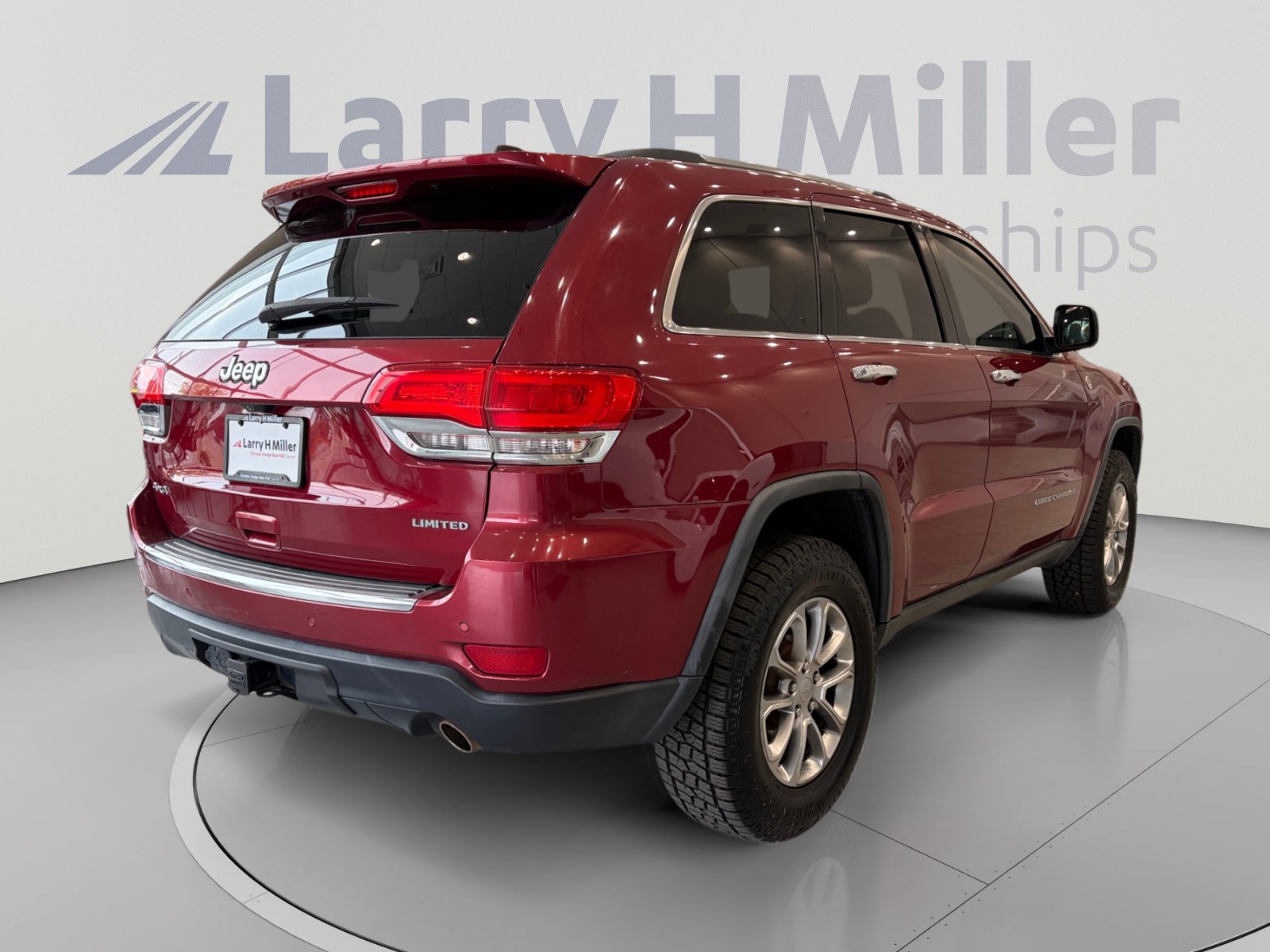 Used 2015 Jeep Grand Cherokee Limited AWD/4WD image 5