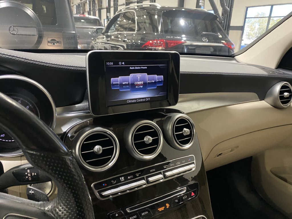 Used 2016 Mercedes-Benz GLC 300 image 7