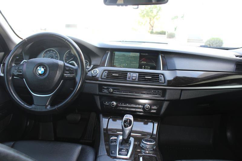 Used 2016 BMW 528i Sedan RWD image 17