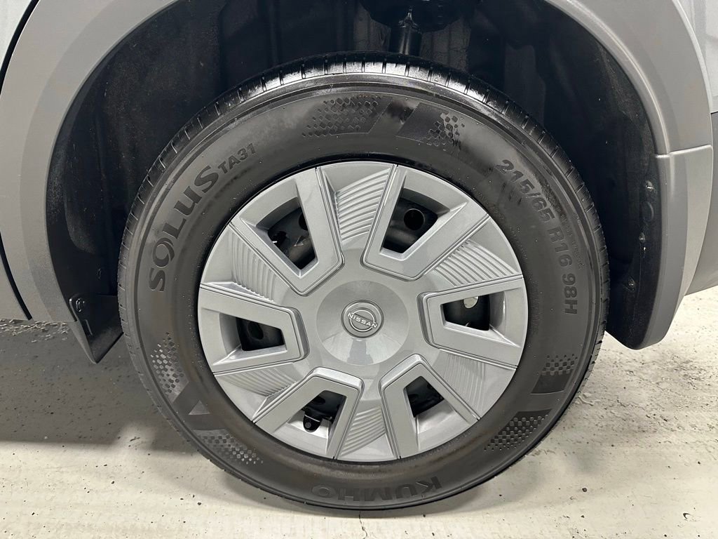 Used 2025 Nissan Kicks S AWD/4WD image 55