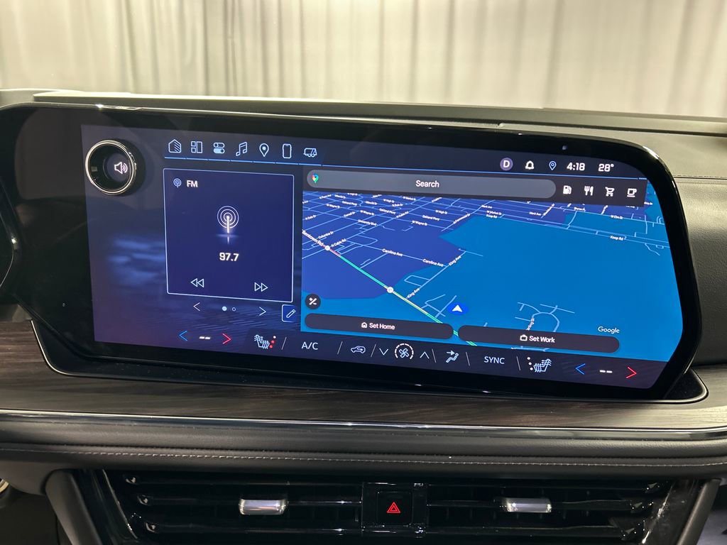 Used 2025 Chevrolet Suburban Z71 image 17