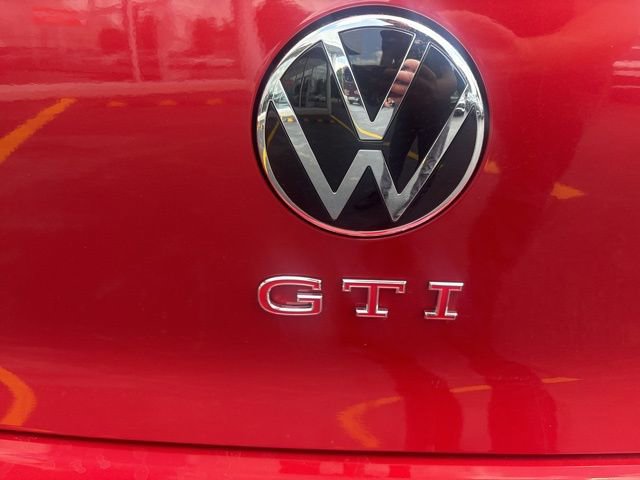 New 2025 Volkswagen GTI SE FWD image 19