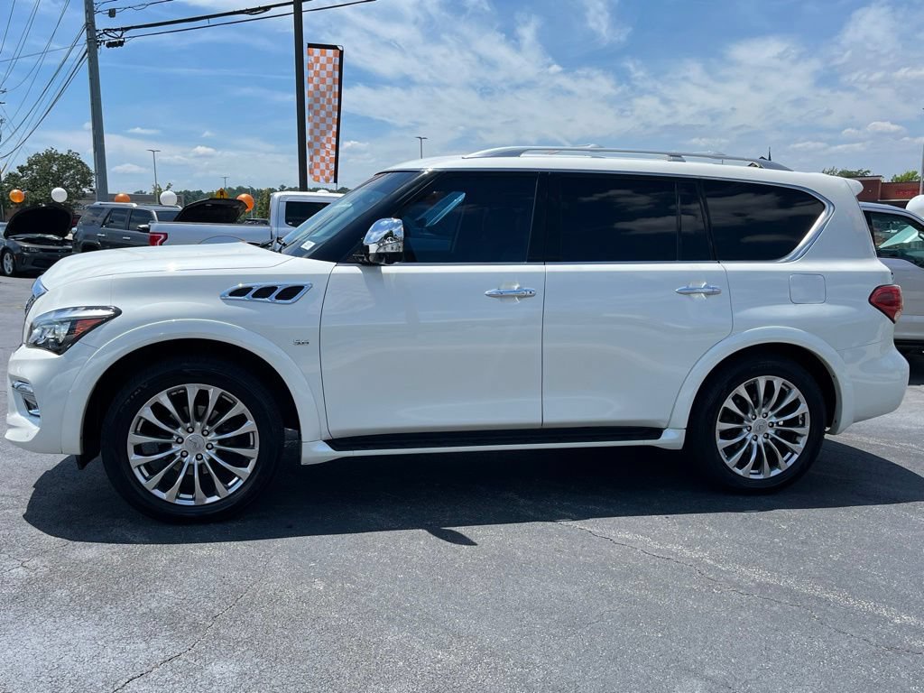 Used 2017 INFINITI QX80 4WD w/ Driver Assistance Package image 4