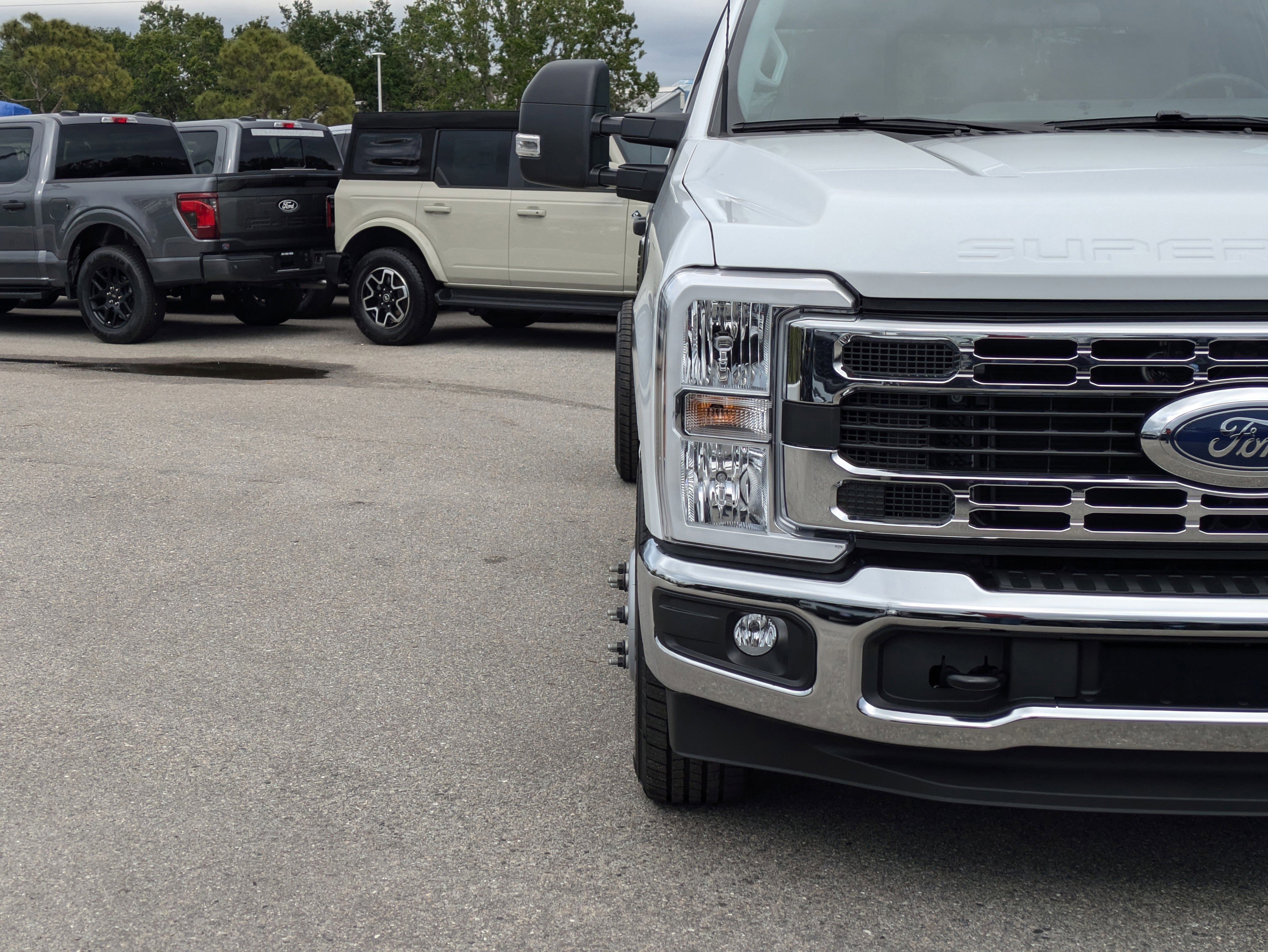 New 2025 Ford F350 XL w/ XL Chrome Package image 10