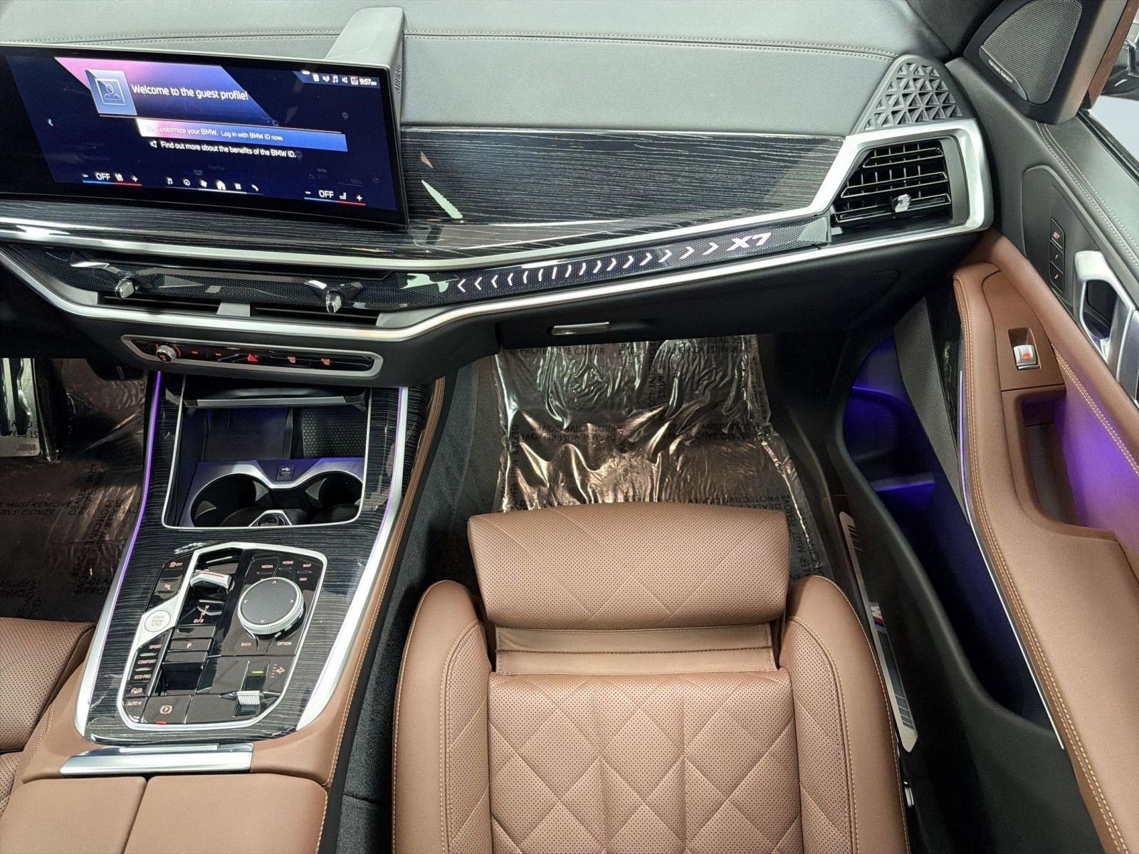 Certified 2024 BMW X7 xDrive40i w/ M Sport Package image 28