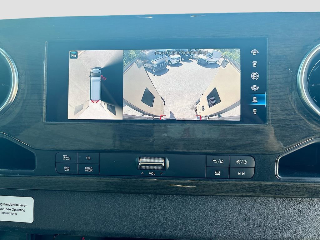 Used 2022 Mercedes-Benz Sprinter 2500 image 48