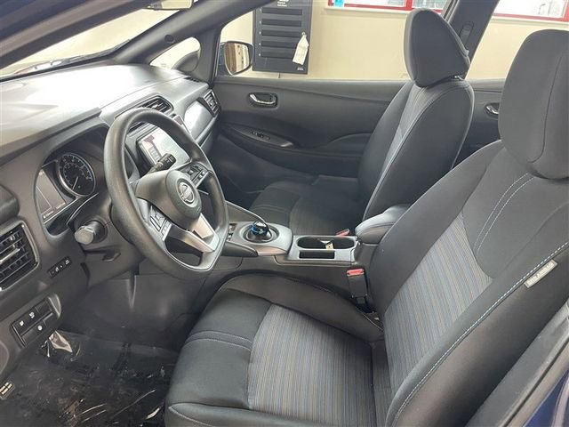 Used 2023 Nissan Leaf S image 16
