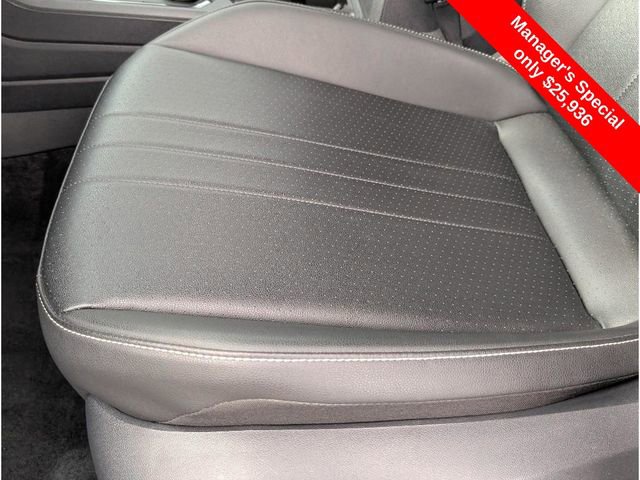 Used 2023 Volkswagen Tiguan SE R-Line image 24