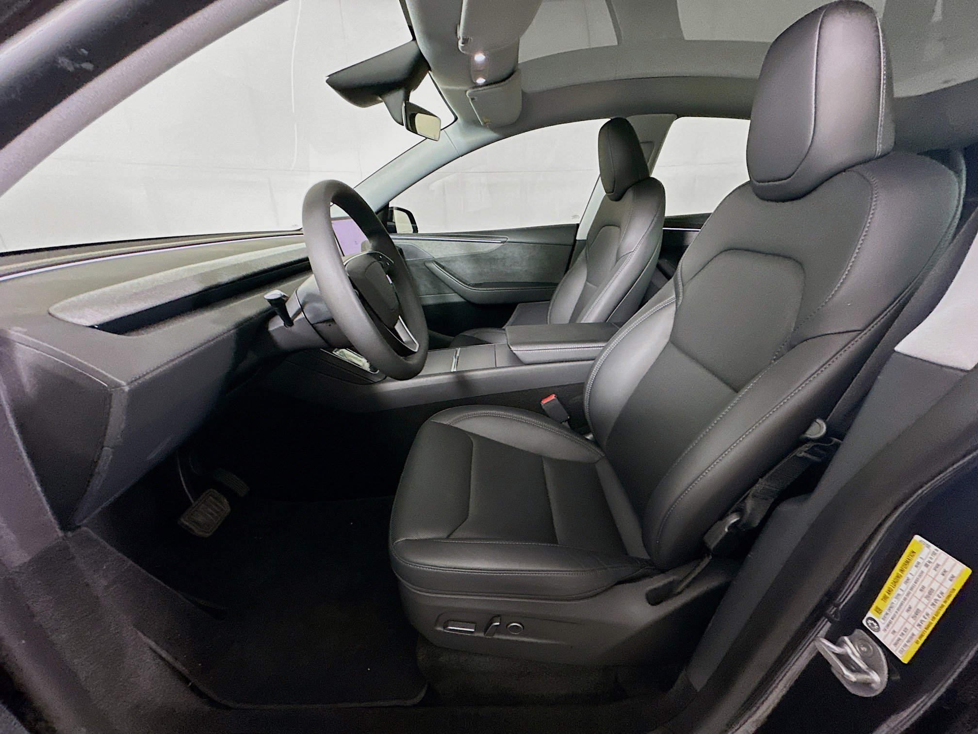 Used 2026 Tesla Model Y 2WD image 13