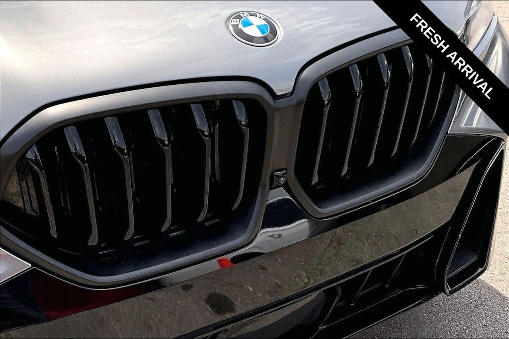 Used 2024 BMW X6 xDrive40i w/ Executive Package AWD/4WD image 32