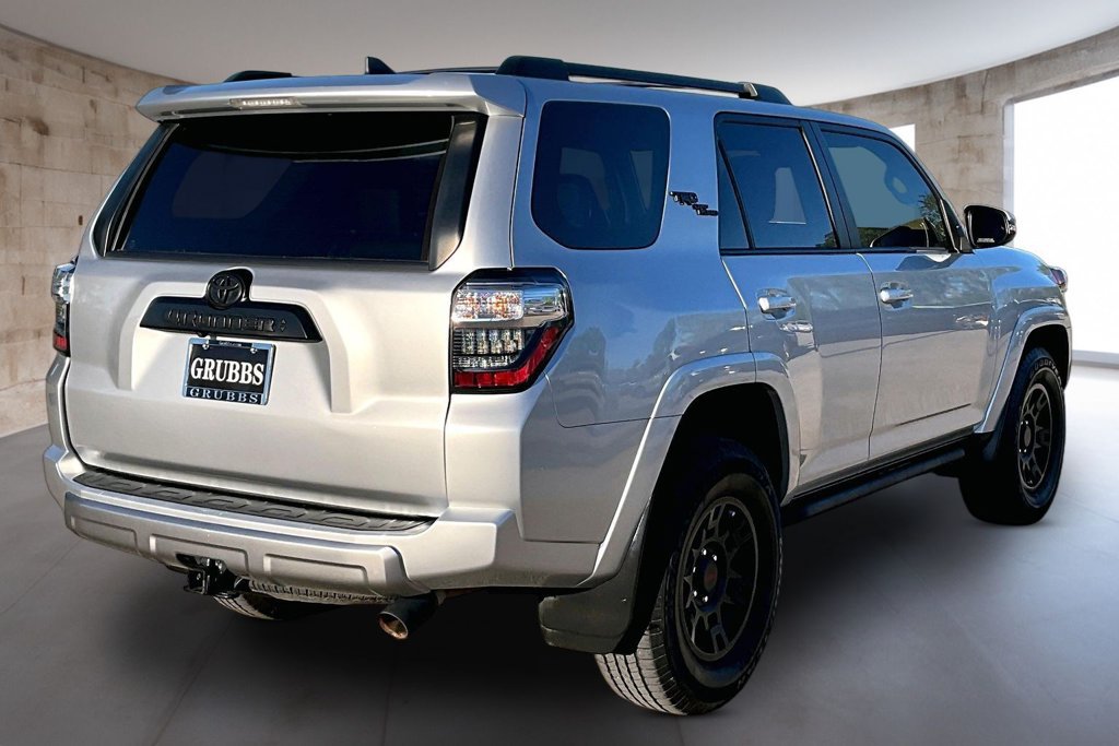 Used 2023 Toyota 4Runner TRD Off-Road Premium w/ Off Road Premium Plus Package AWD/4WD image 2