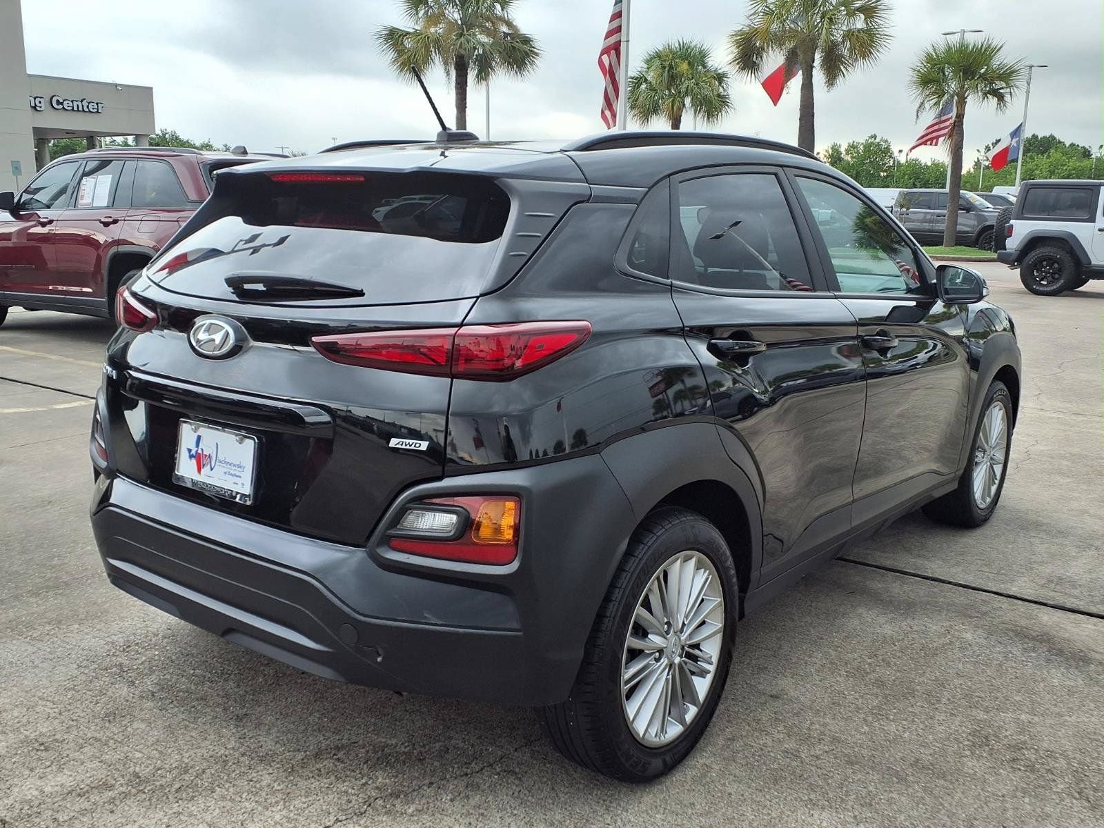 Used 2021 Hyundai Kona SEL w/ Cargo Package AWD/4WD image 5
