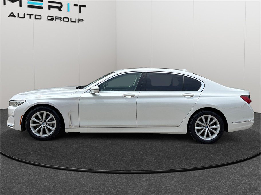 Used 2021 BMW 740i RWD image 5