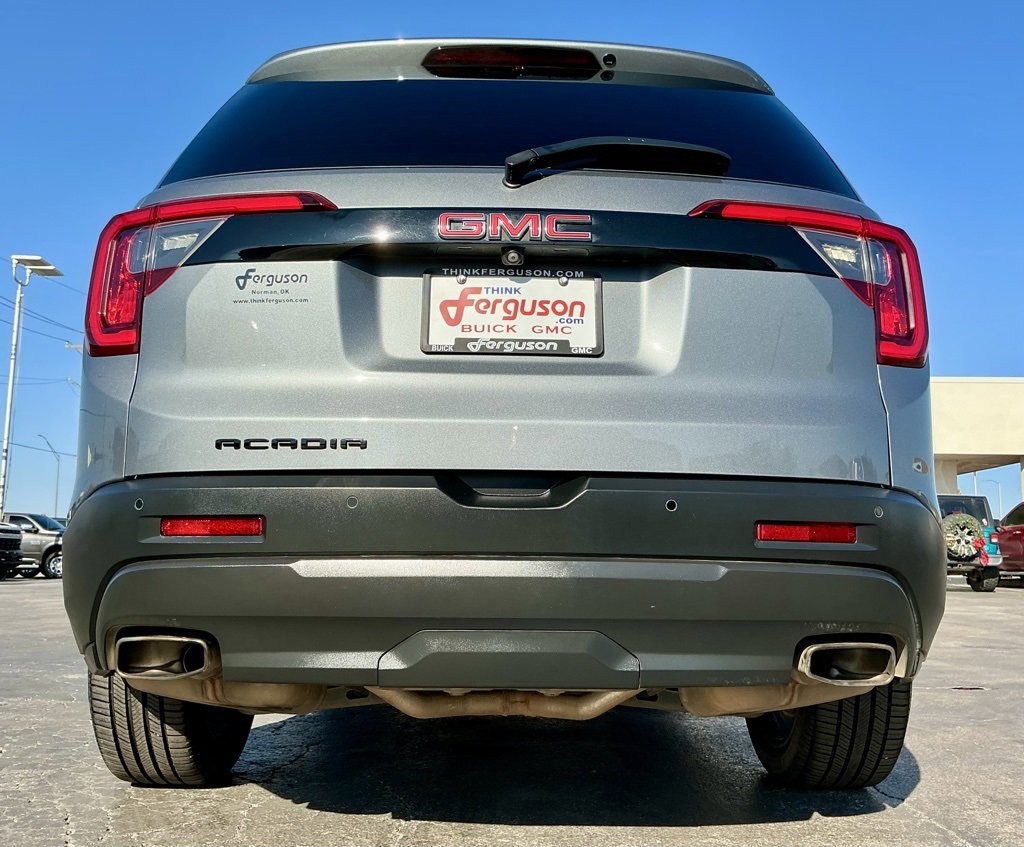 Used 2021 GMC Acadia SLT w/ Elevation Edition image 18
