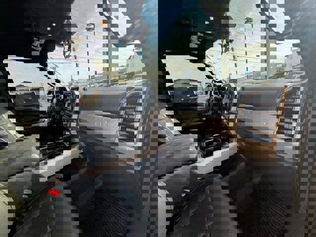 Used 2022 Ford F250 Lariat w/ Chrome Package image 32