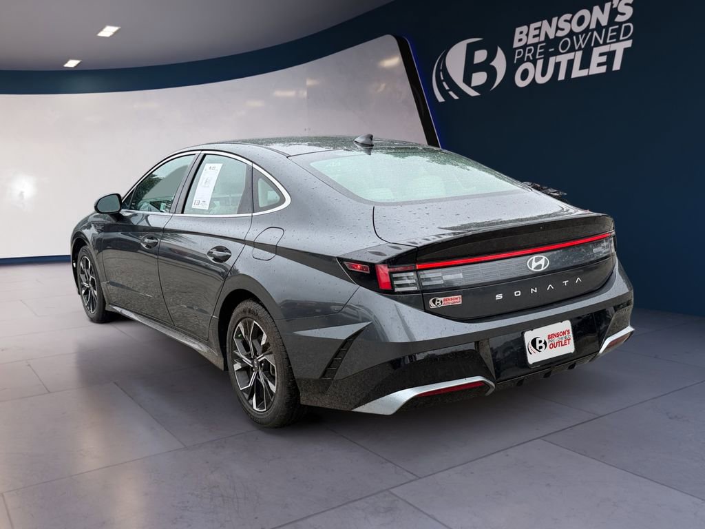 Used 2024 Hyundai Sonata SEL image 3