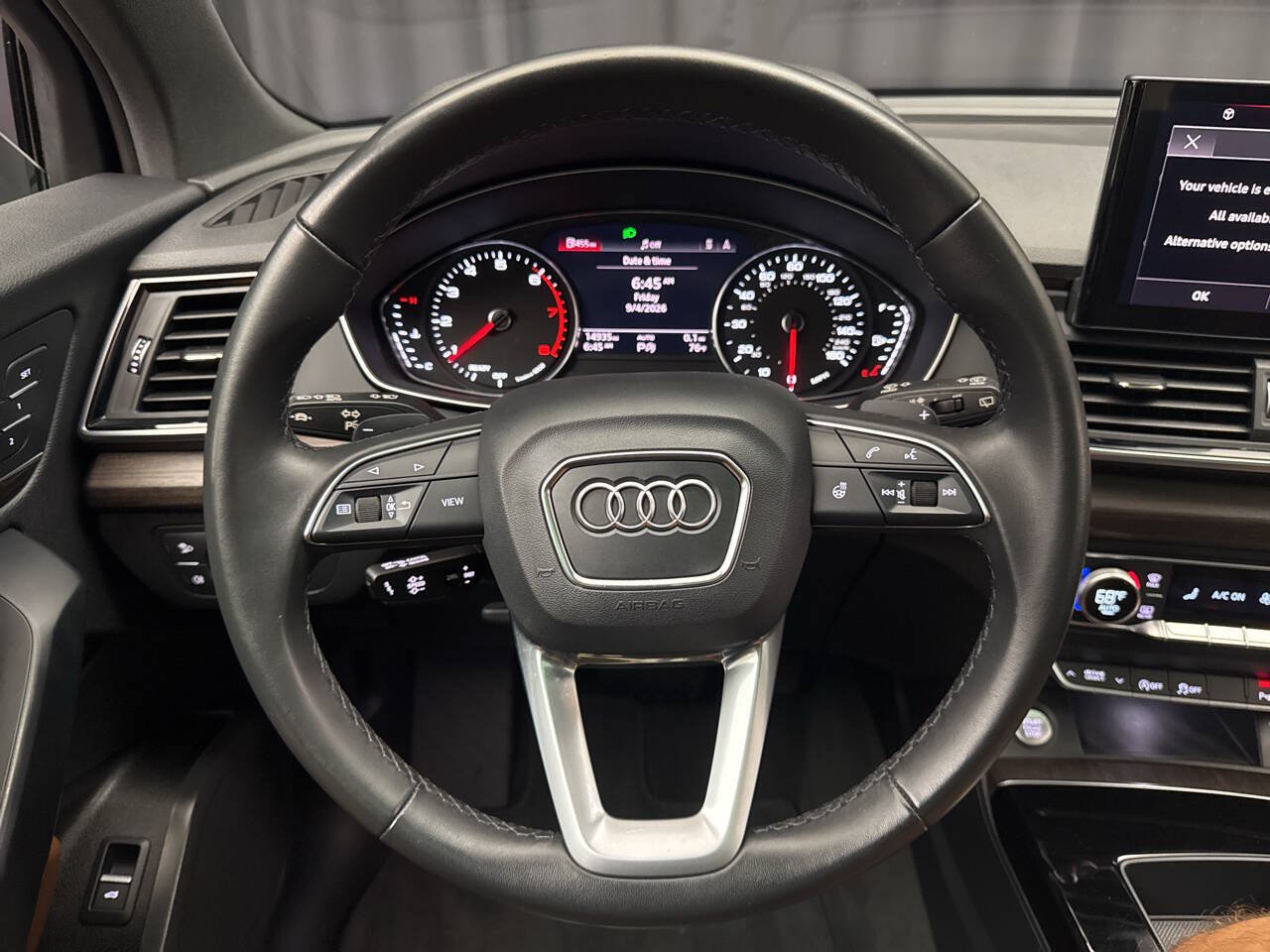Used 2023 Audi Q5 2.0T Premium w/ Convenience Package AWD/4WD image 12